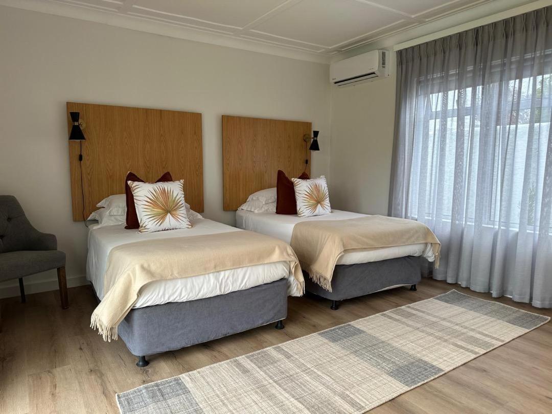 Whispering Oaks Guest House Джордж Екстериор снимка