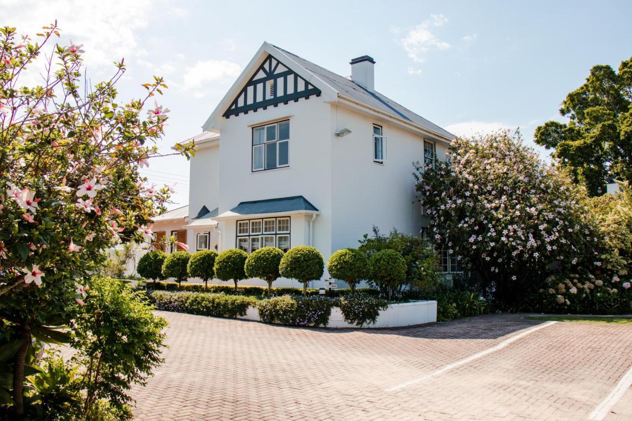 Whispering Oaks Guest House Джордж Екстериор снимка